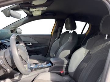 Peugeot 208 e- GT Elektromotor 136 e- Kam.+LED+Navi+SHZ