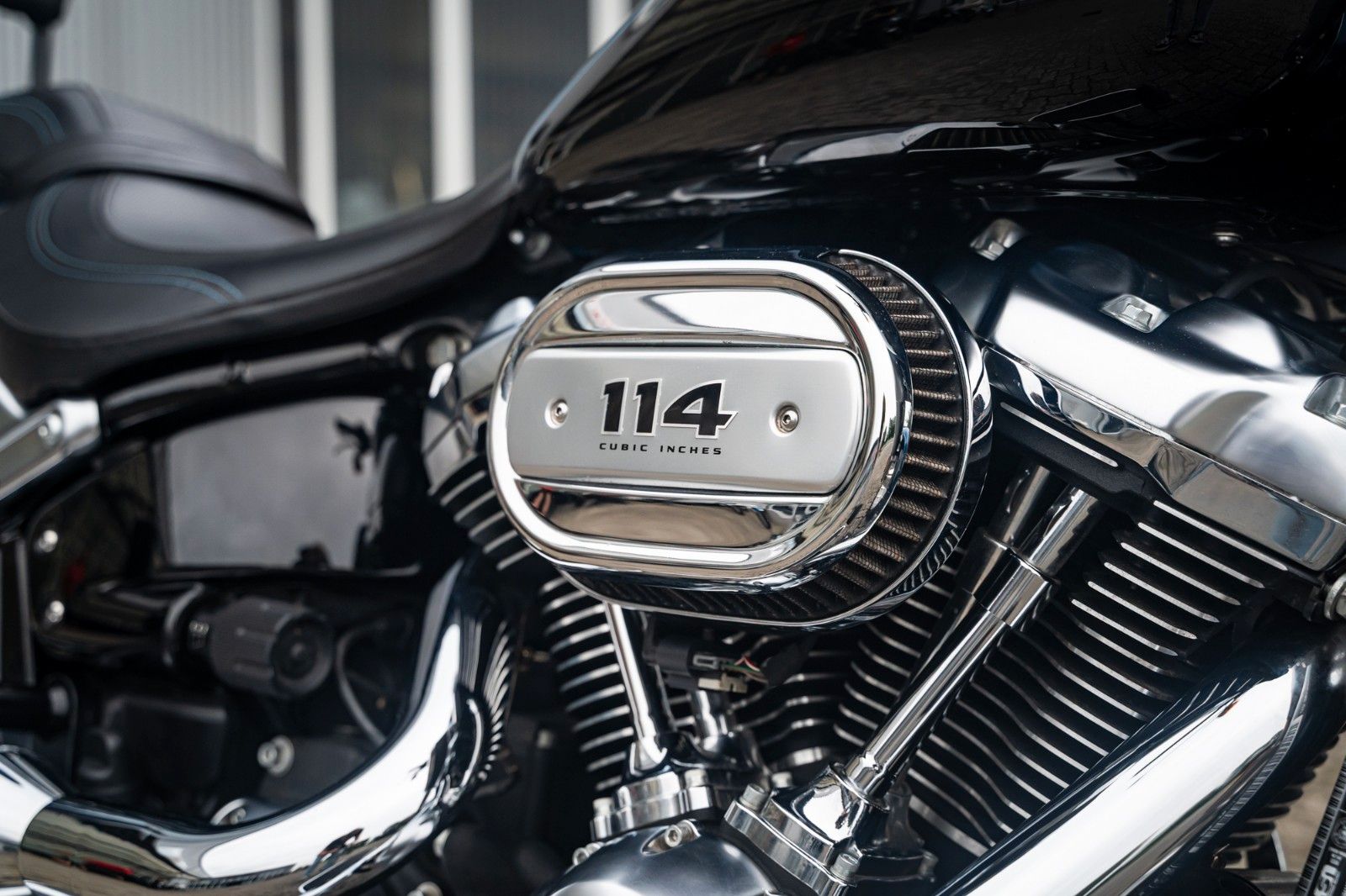 Fahrzeugabbildung Harley-Davidson FLFBS FAT BOY SOFTAIL 114 CUI ANV. JEKILL&HYDE