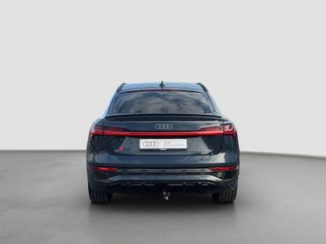 Audi Q8 e-tron - 6