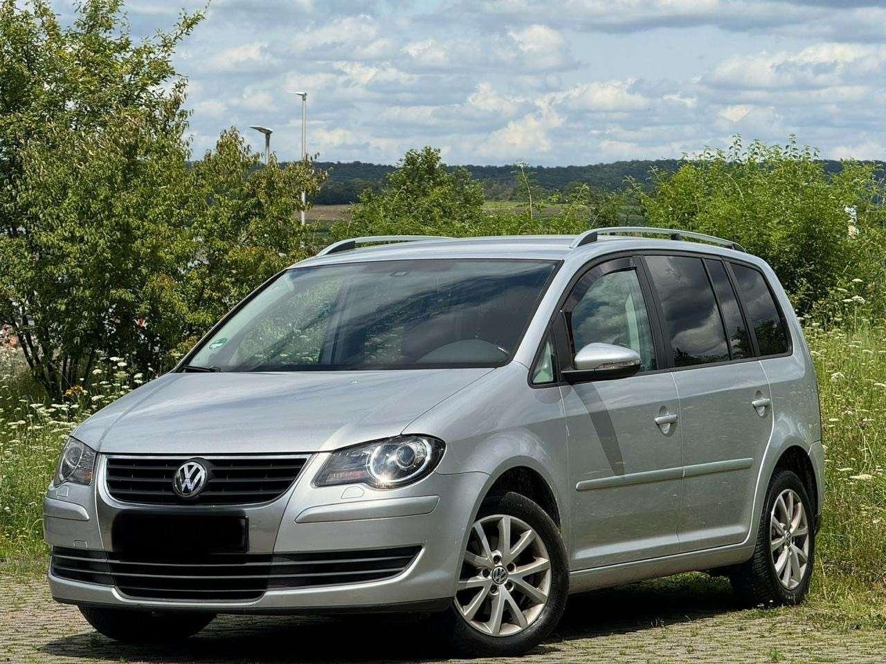 Volkswagen Touran 1.4 TSI Conceptline guter Zustand TÜV Neu