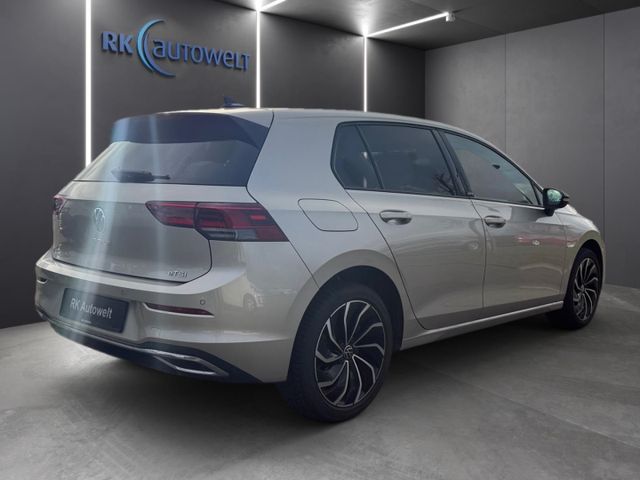 Golf 8 VIII Move 1.0 eTSI ACC RearView Navi