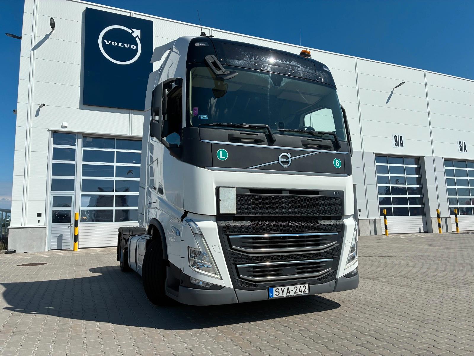 Volvo FH500 XL MEGA