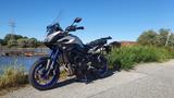 Yamaha MT-09 Tracer (RN29) silber mit allerhand Zubehör - Angebote