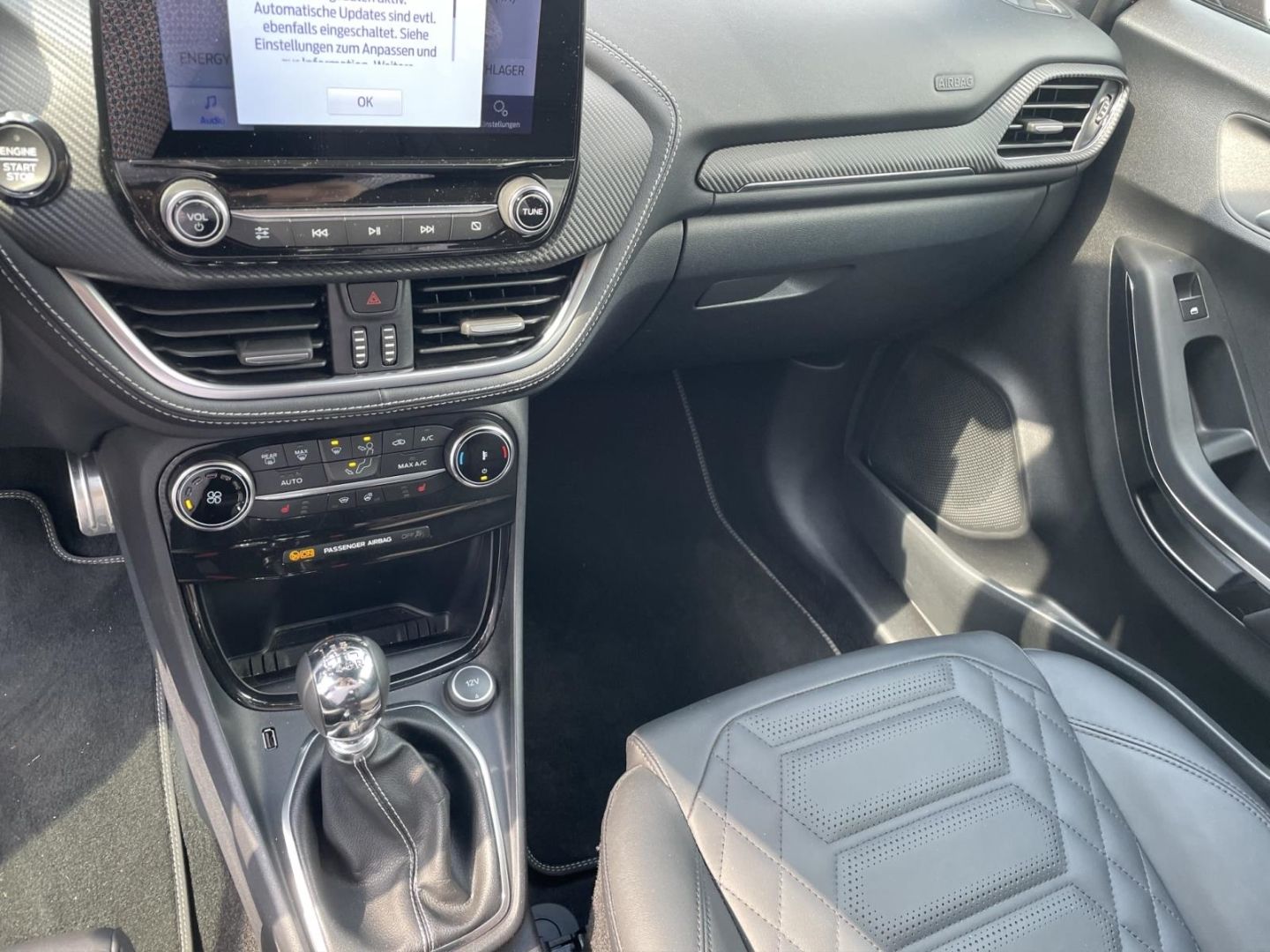 Fahrzeugabbildung Ford Puma ST-Line X Vignale elek. Heckklappe Kamera