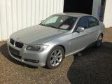 BMW 318i KLIMAAUTOMATIK NAVI PDC MFL 17 Zoll LMF - BMW 318 in Köln
