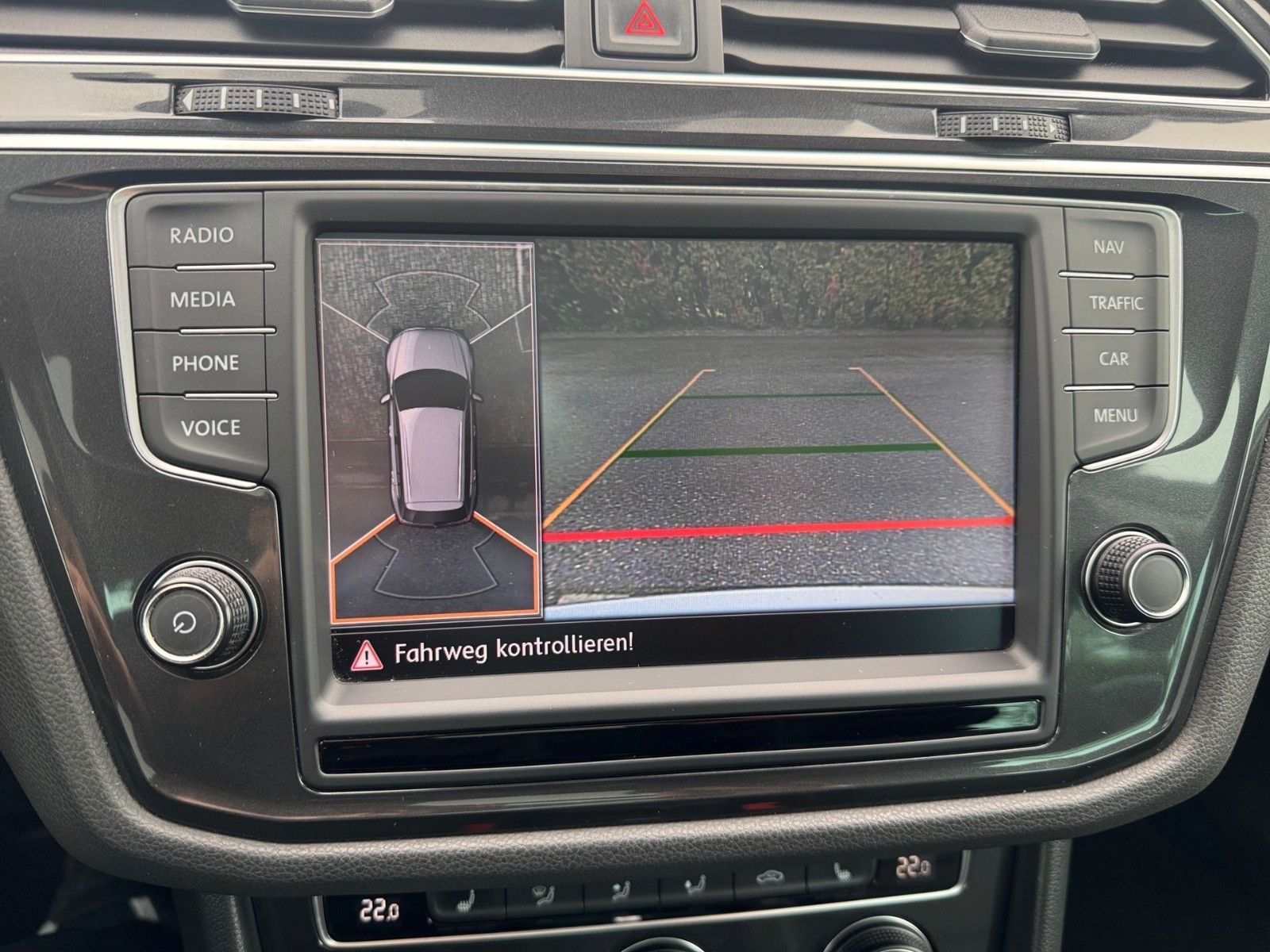 Fahrzeugabbildung Volkswagen Tiguan Highline 2.0TDI 4Motion