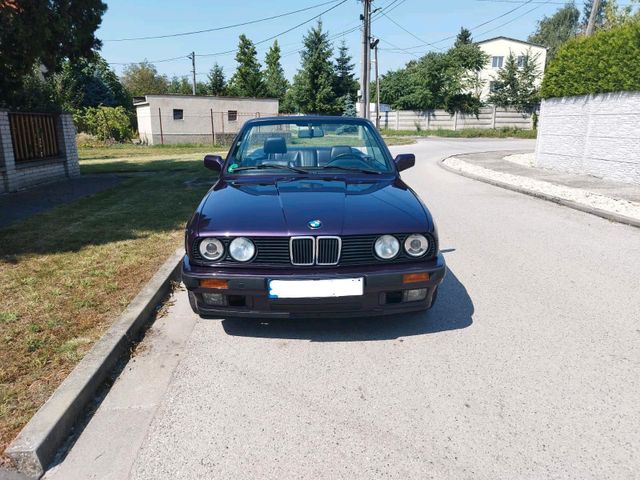 BMW E30 318i cabrio daytonaviolet