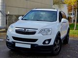 Opel Antara - weiße Opel Antara
