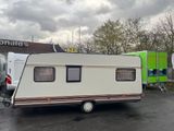 Bürstner 480 / Festbett / Rundsitzgruppe
