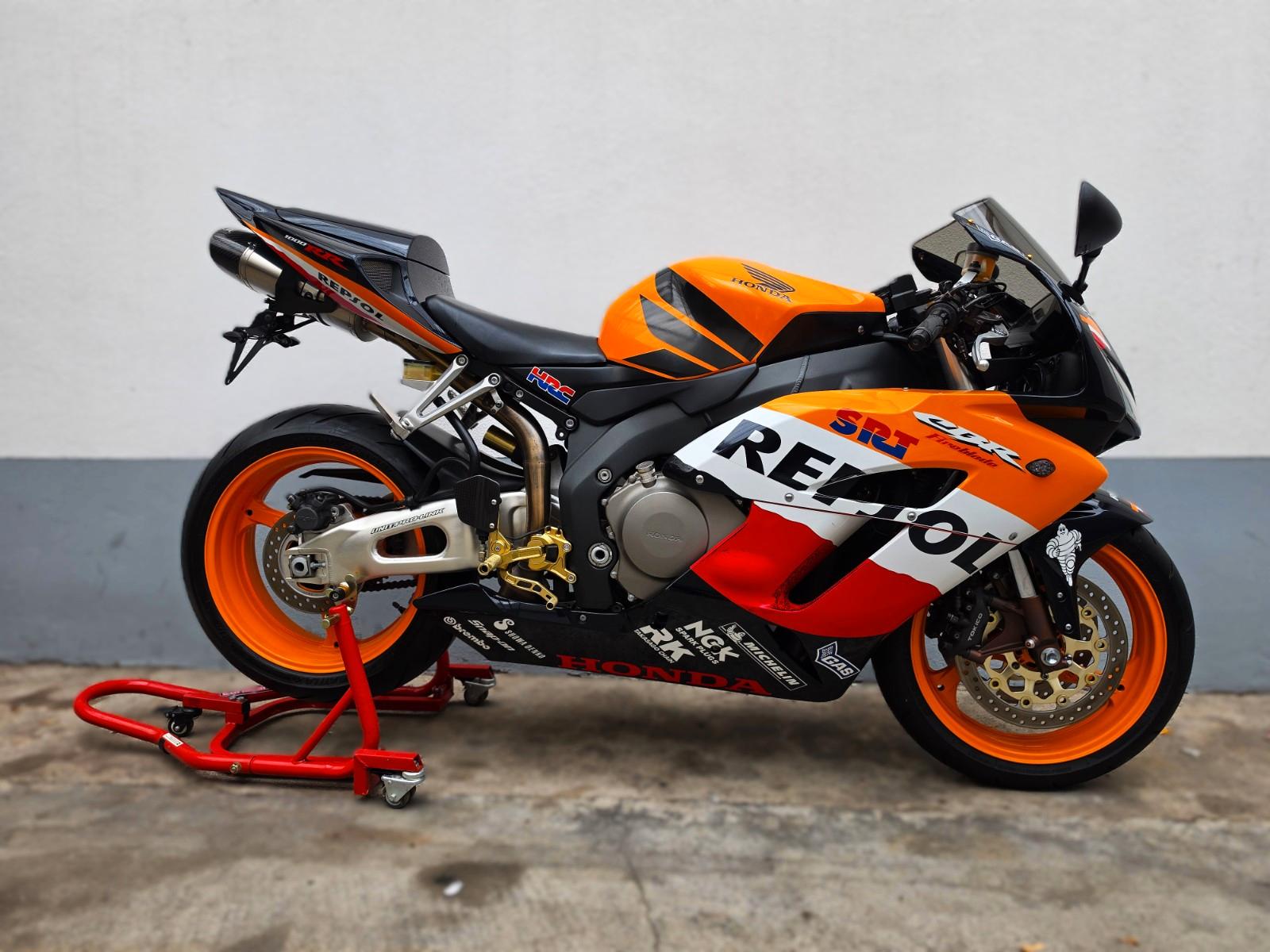 Honda CBR 1000RR SC57 |*Repsol*|Reif.+Insp.NEU| Bodis