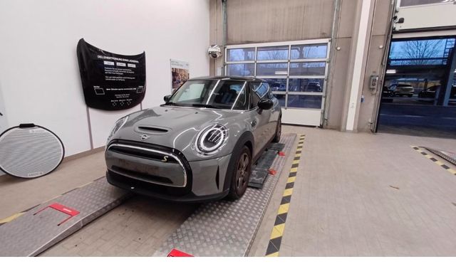 MINI COOPER SE*FACELIFT*PANO*NAVI*ESSENTIAL*PDC*LED*