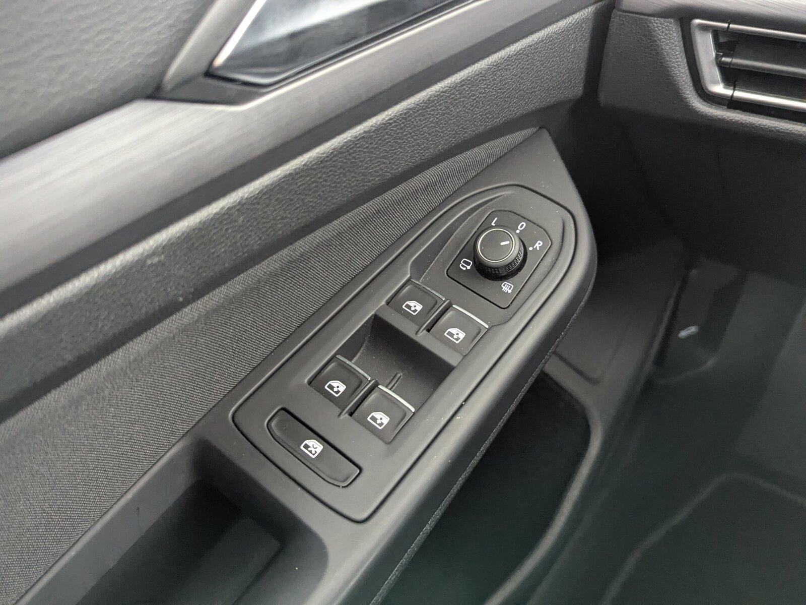 Volkswagen Golf VIII 1.5 TSI Style LED+NAVI+AHK+ACC+SHZ+RFK, миниатюра 25