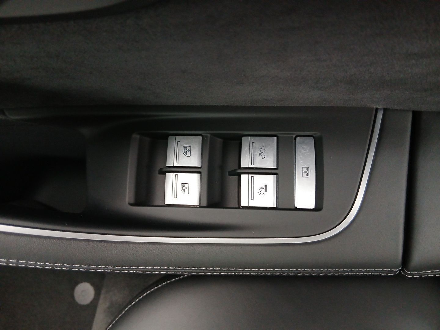 Audi A8 - Bild 28