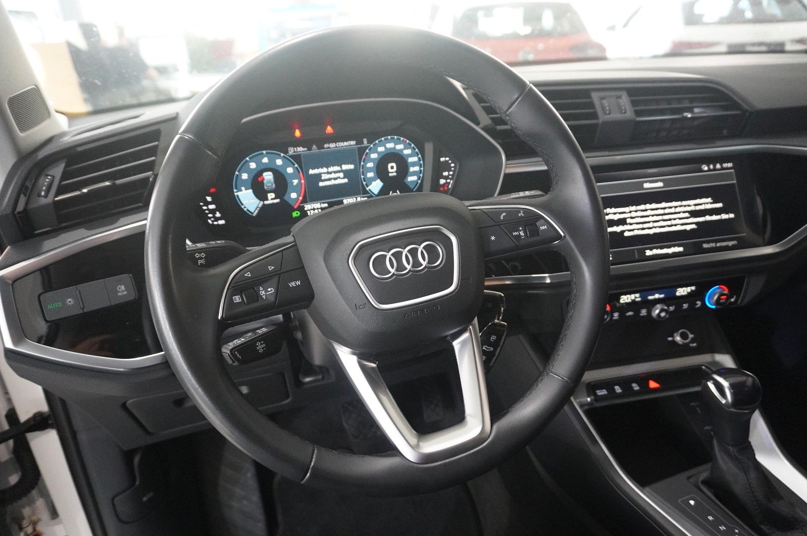 Fahrzeugabbildung Audi Q3 35 TFSI ADVANCED S-TRONIC NAVI/LED/VIRTU/DAB+