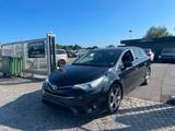 Toyota Avensis 2,0-l-D-4D Comfort Touring Sports - Toyota Avensis Comfort mit Diesel-Antrieb