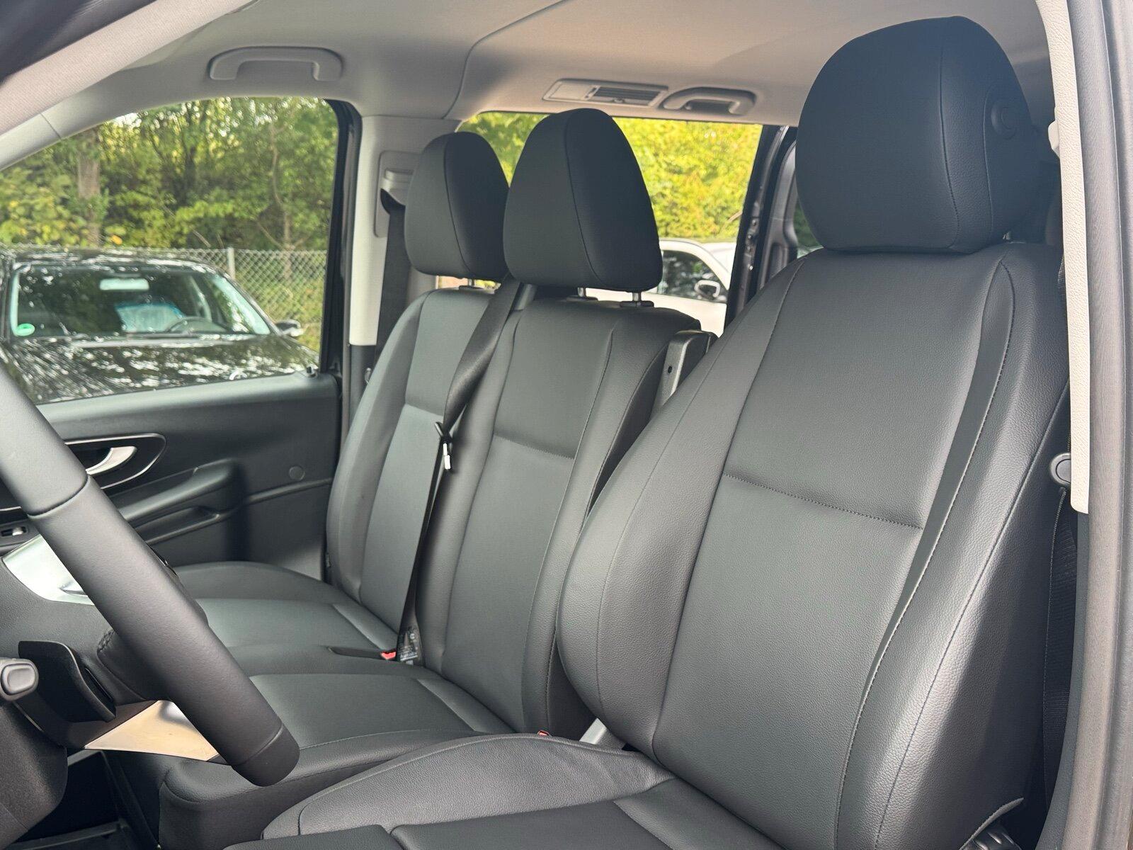 Mercedes-Benz Vito 116 CDI Tourer lang Autom LED Klima Navi 2x