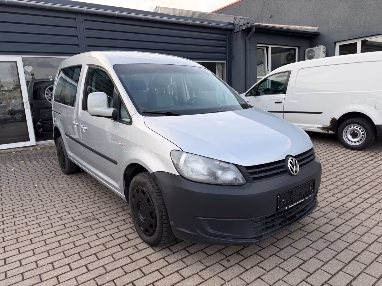 Volkswagen Caddy 4Motion*AHK*5Sitzer*Garantie*1.Hand