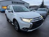 Mitsubishi Outlander Top 4WD*NEU*TÜV*NAVI*7Sitze*AUTOMATIk* - Mitsubishi Outlander Top mit Diesel-Antrieb
