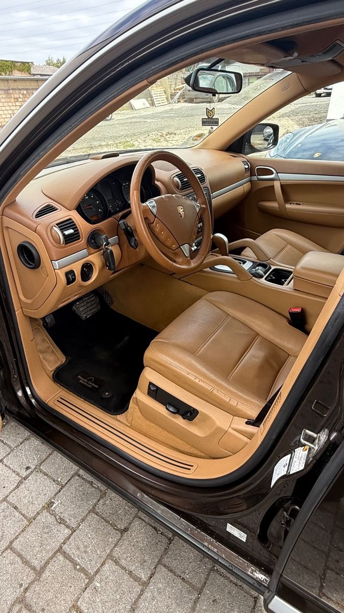 Fahrzeugabbildung Porsche Cayenne Diesel
