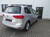 Volkswagen Touran Comfortline BMT NAVI, 7-Sitzer - Volkswagen Touran Comfortline mit Benzin-Antrieb