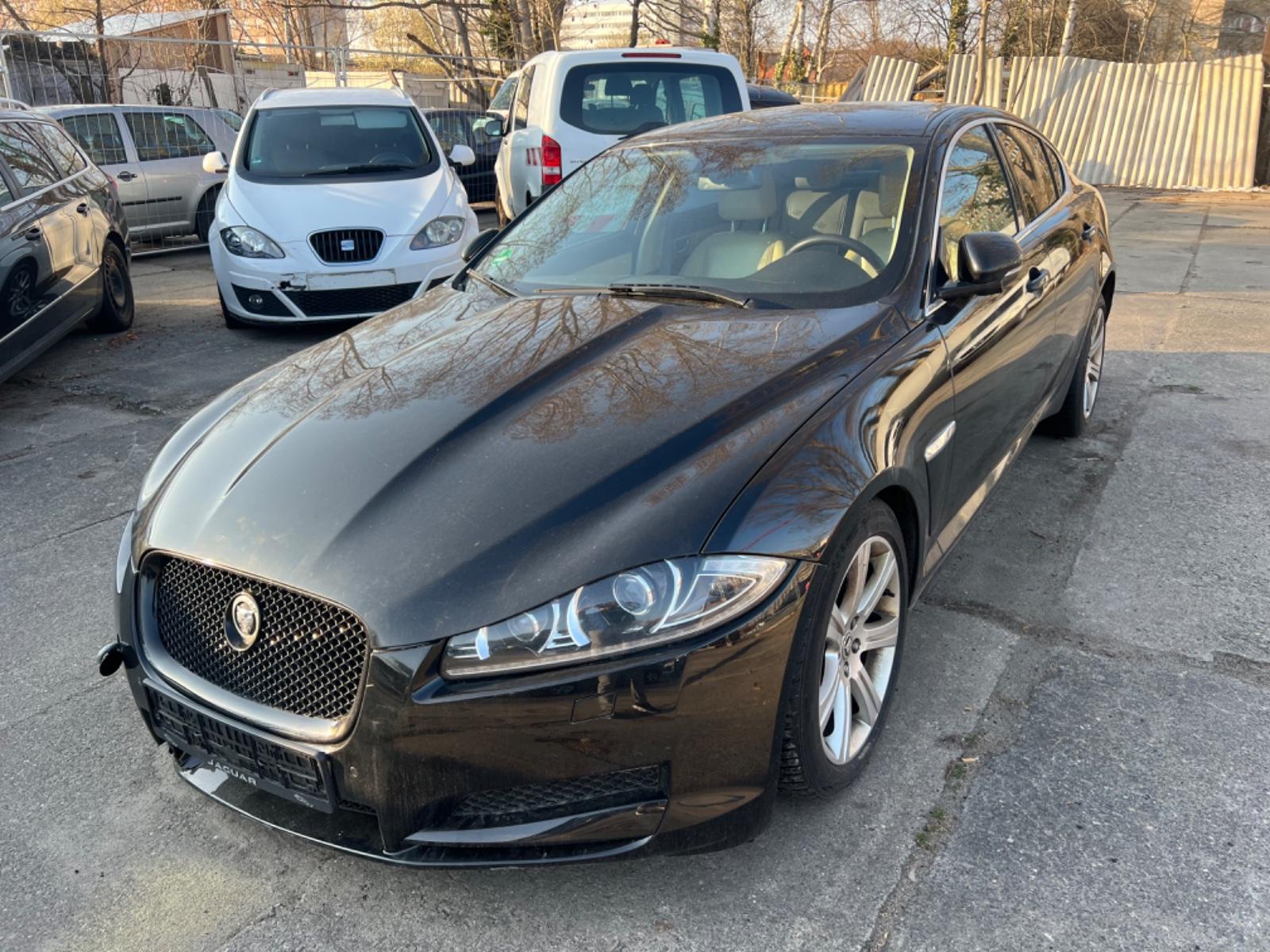 Jaguar XF 3.0 V6 Diesel S Automatik Leder Xenon Navi