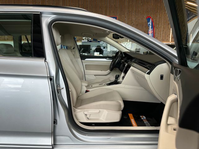 MYAUTOCENTER – Gebraucht- und Jahreswagen mit Werkstattservice in Pfaffenhofen Volkswagen Passat Variant Comfortline *Navi*AHK*Kamera*