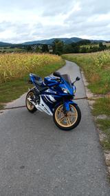 Yamaha YZF-R125 - YAMAHA YZ 125