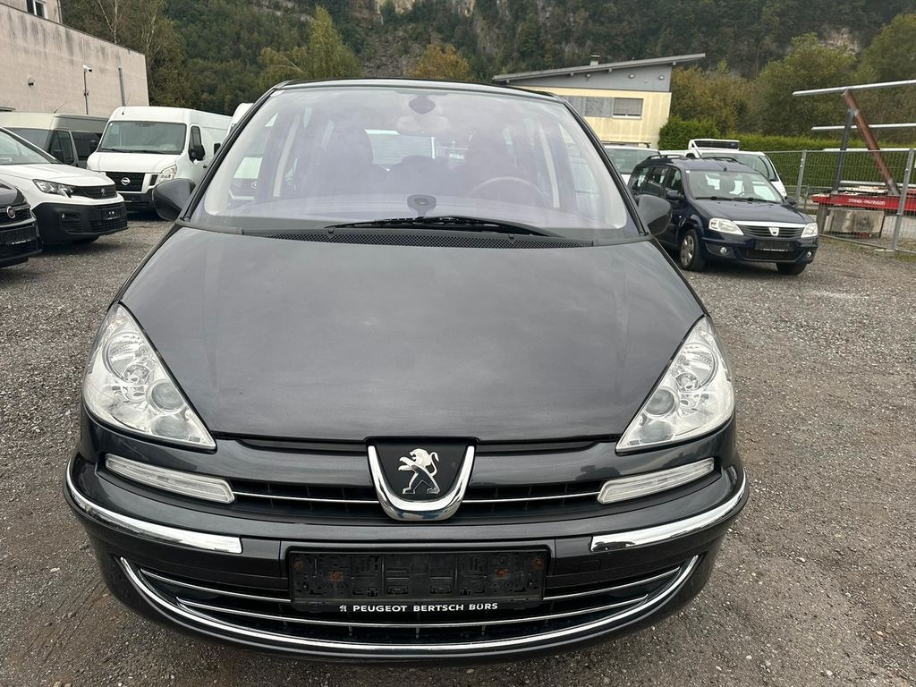 Peugeot 807