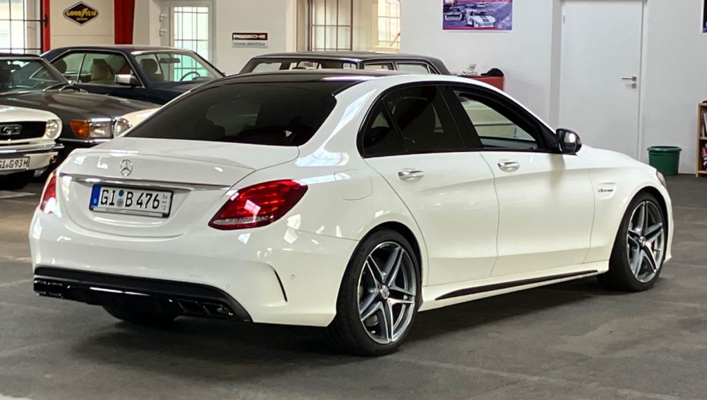 Mercedes-Benz C 63 AMG