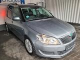 Skoda Roomster Style Plus Edition+*AHK*SCHECKHEFT*2.HD - Skoda Roomster: Style Plus Edition