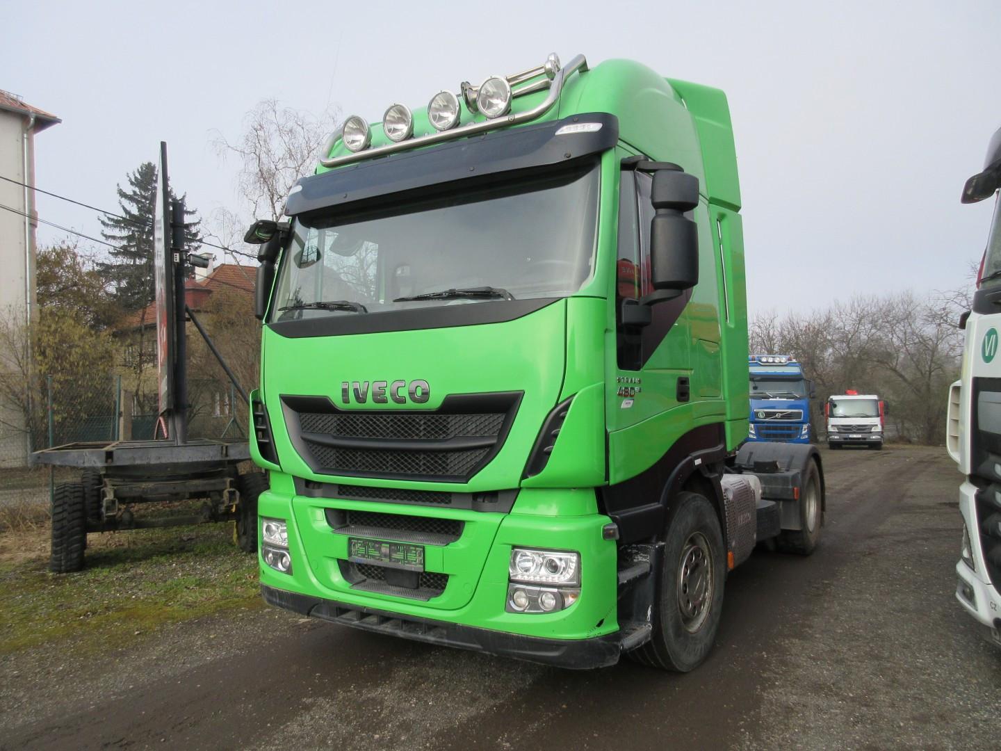 Iveco Stralis AS440T/P, standard