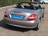 Mercedes-Benz SLK 200 KOMPRESSOR - Auto. AMG Felgen. - Mercedes-Benz Cabrio aus dem Jahr 2005