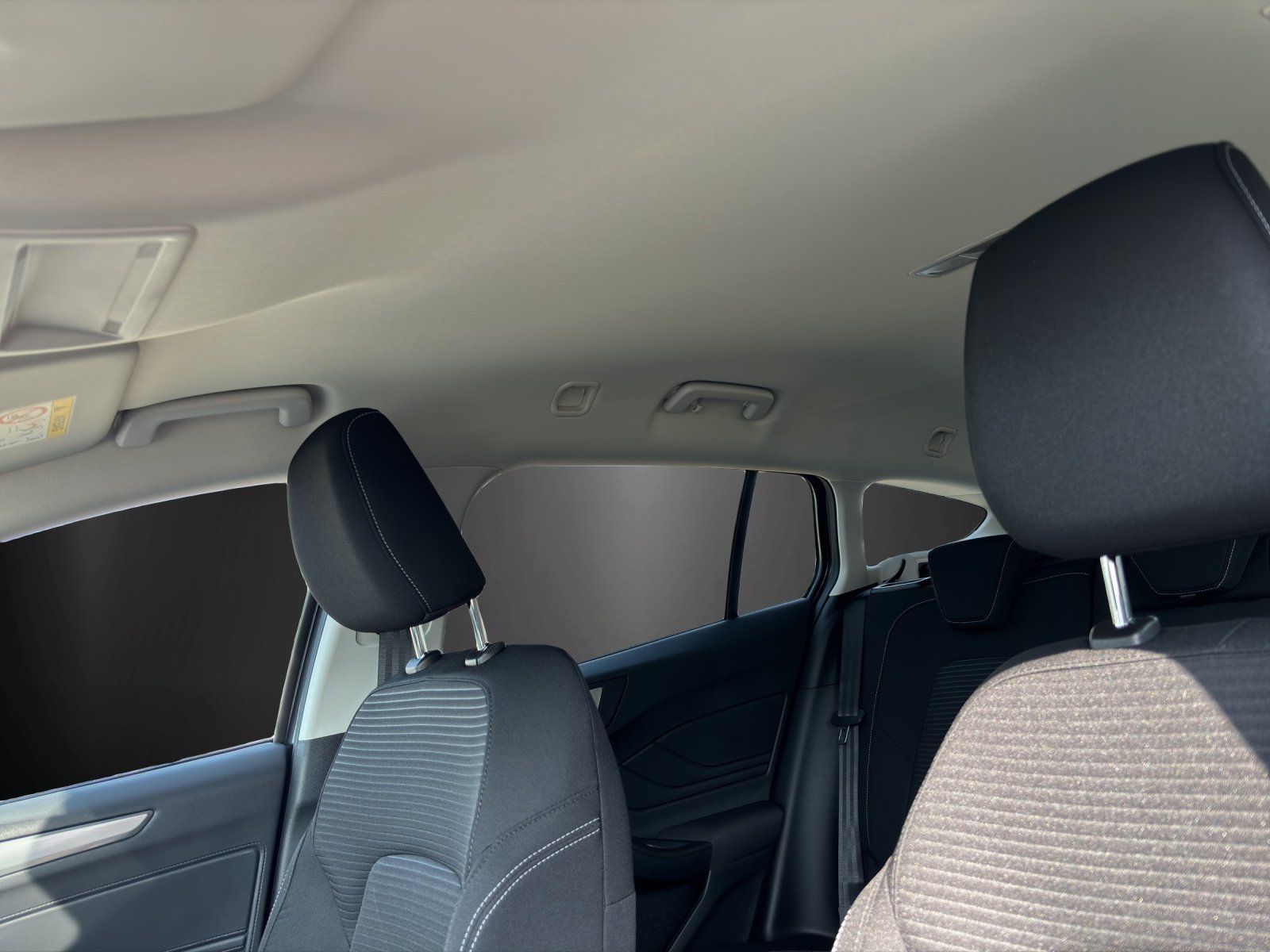 Fahrzeugabbildung Ford Focus Turnier Titanium X 155PS B&O eCall Winter