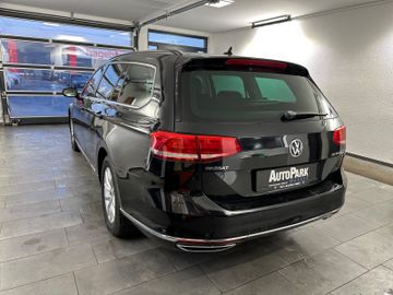 Volkswagen Passat Variant - 9