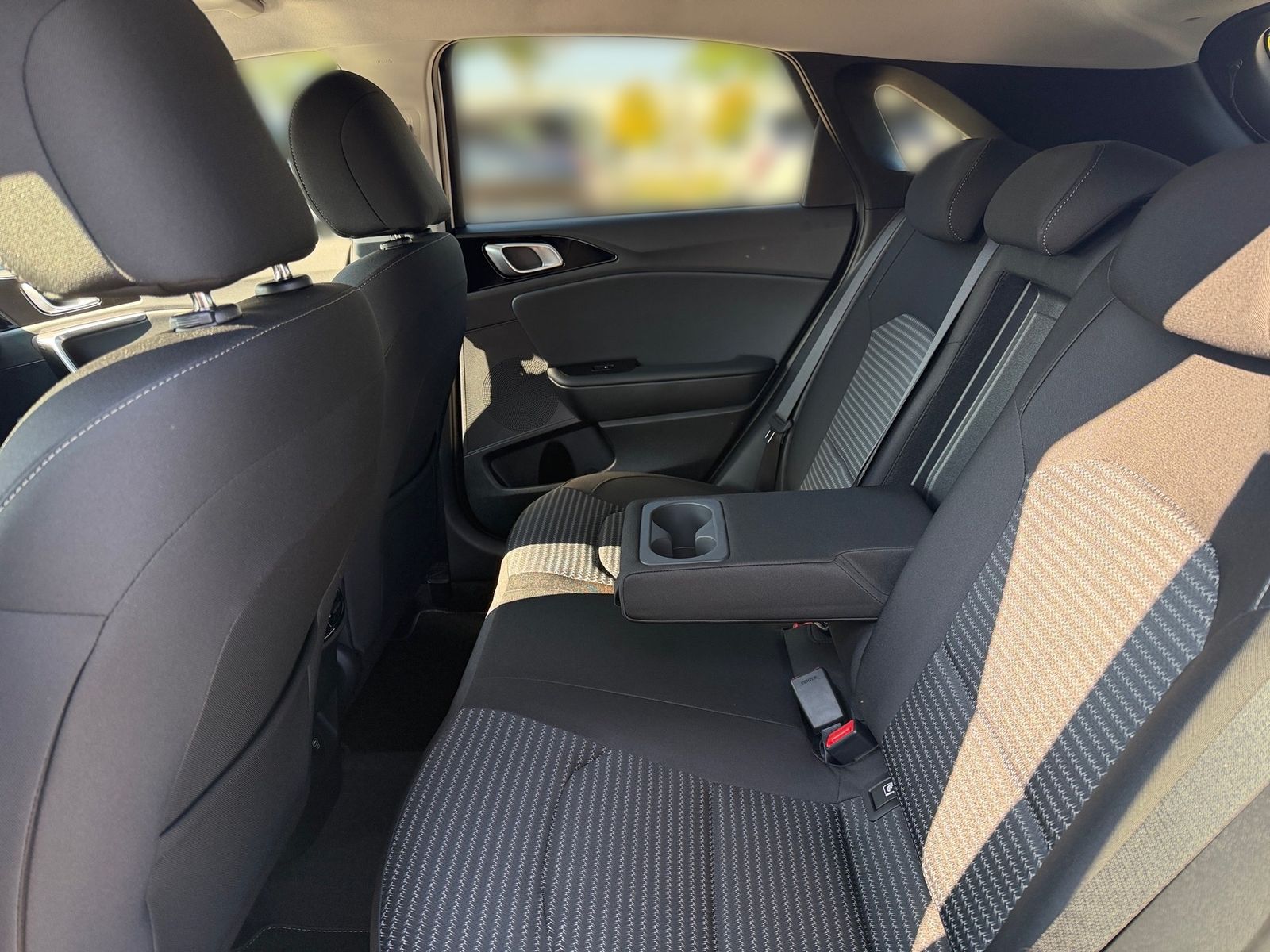 Fahrzeugabbildung Kia CEED_5 1.5T 48V DCT 140 ULTIMATE DES JBL