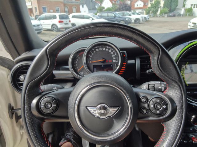 Fahrzeugabbildung MINI ONE Mini. One/JWC/Kam/Navi/Leder/