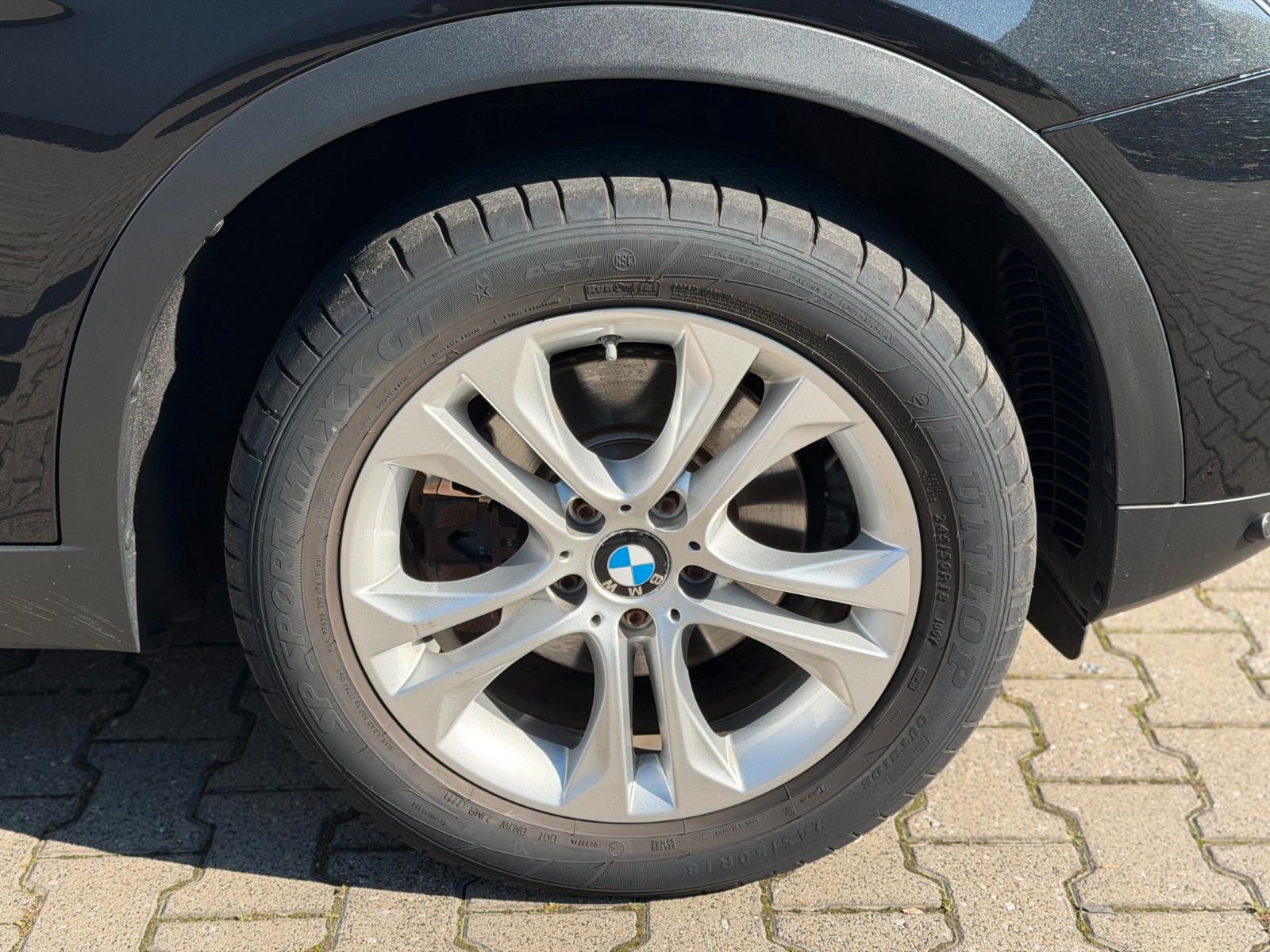 BMW X3 xDrive 20 i xLine Garantie*1.Hand*Kamera*Navi