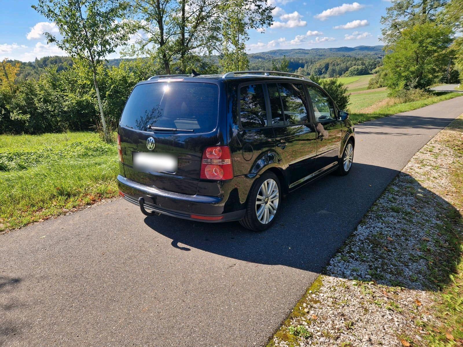 Volkswagen Touran 2009 — photo 5