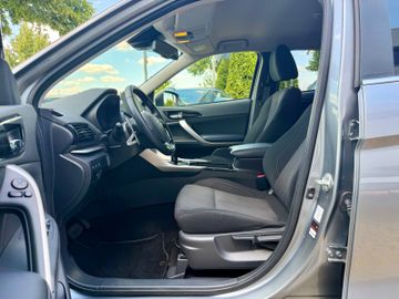 Mitsubishi Eclipse Cross - 11