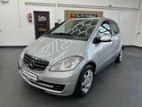 Mercedes-Benz A 180 5-türig **72tkm** Automatik AHK SHZ - gebrauchte Mercedes-Benz A-Klasse aus dem Jahr 2010