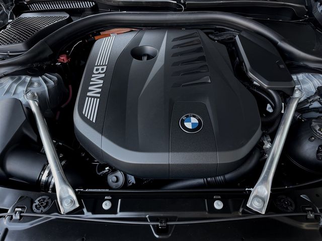 Foto Nummer 14: BMW 550e xDrive