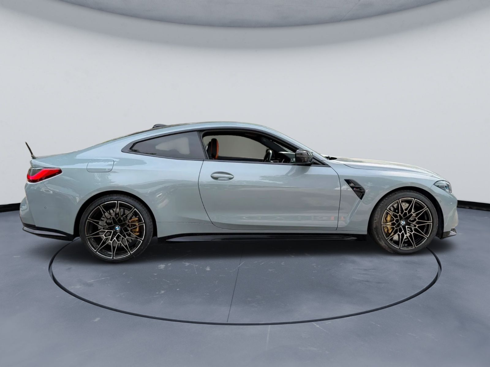 BMW M4 competition imagem 3