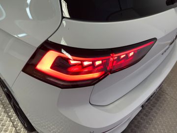 Volkswagen Golf VIII Lim. 2.0 TSI GTI Matrix19 ZollACC