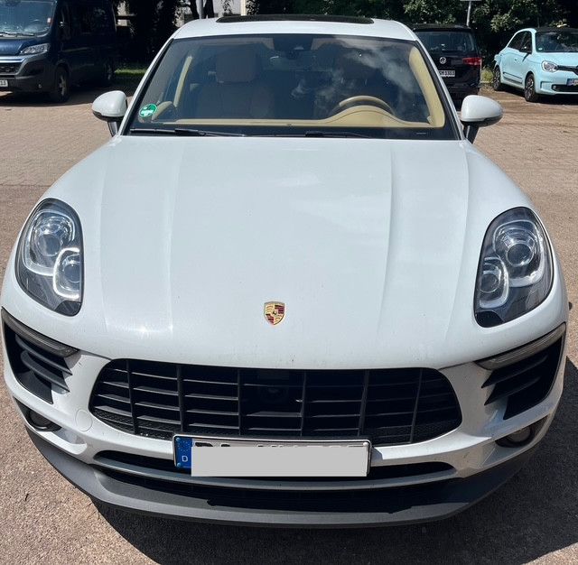 Image of Porsche Macan