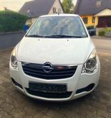 Opel Agila B | Rentnerfahrzeug - gebrauchte Opel Agila aus dem Jahr 2014