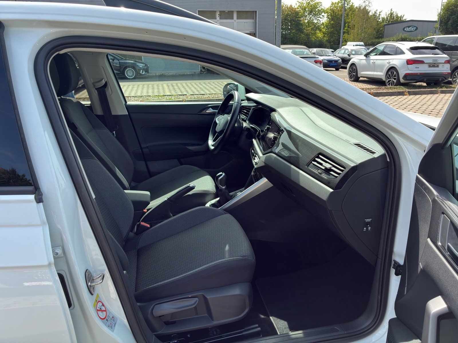 Fahrzeugabbildung Volkswagen Taigo 1.0 TSI Life Kamera,LED,Navi,PDC,SHZ,LM