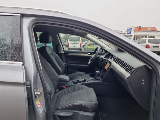 Passat Variant 2.0 TDI SCR DSG Elegance AHK