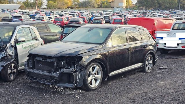 Audi DA FURTO PARZIALE Audi Q7 45 TDI S LINE