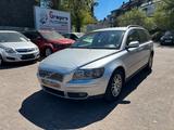 Volvo V50 Kombi 1.6 D Momentum - gebrauchte Volvo V50 aus dem Jahr 2005