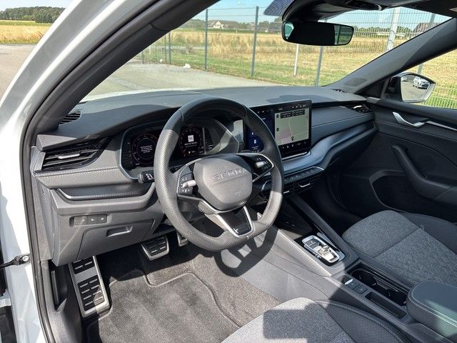 Octavia Combi 2.0 TDI Sportline DSG 360°+HUD+MAT